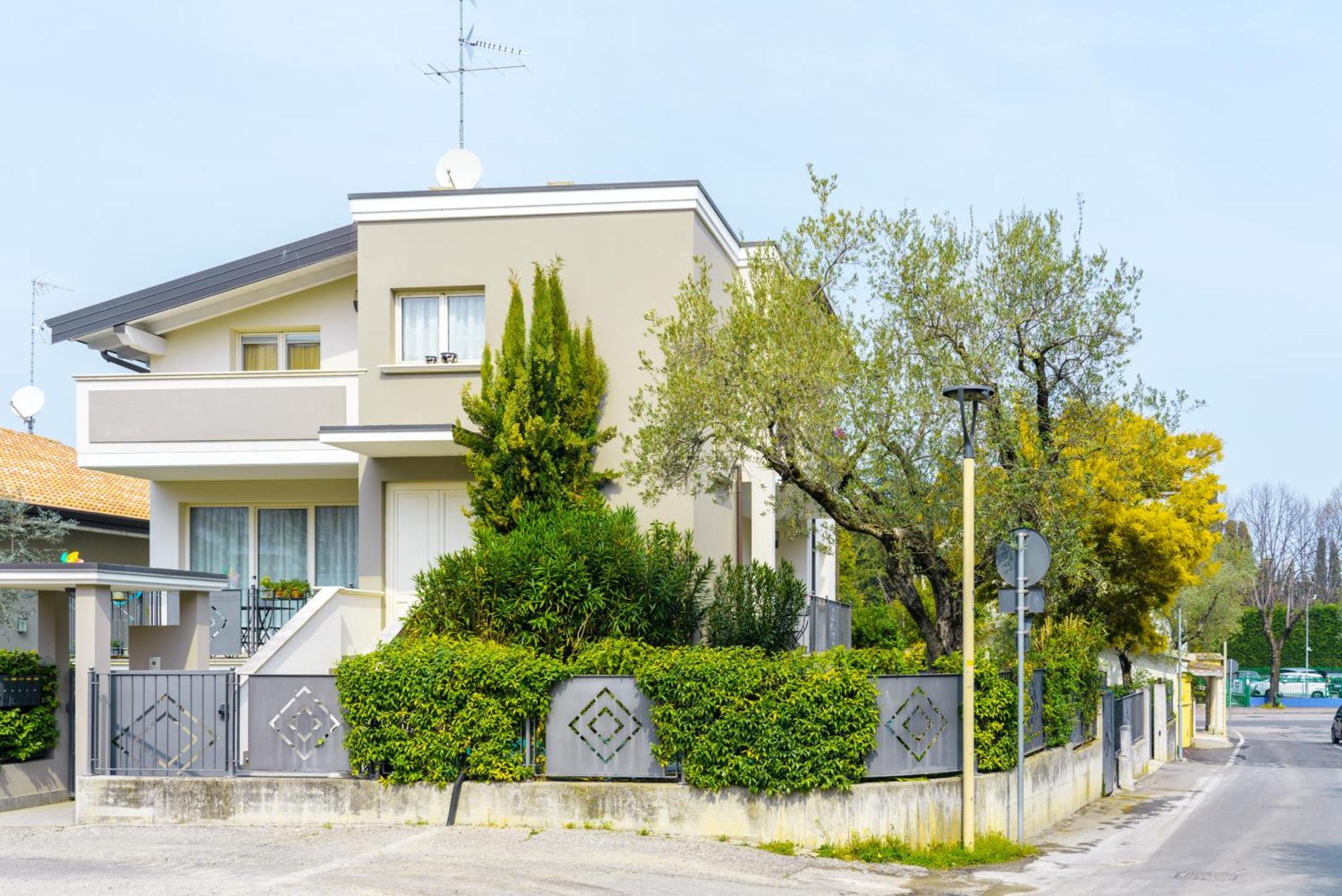 Matteotti Apartments Desenzano del Garda Exterior foto